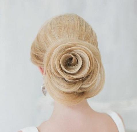 rose low updo pre nevesty