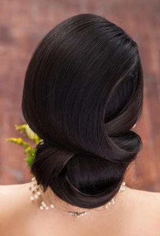 elegantný formálny svadobný doplnok pre dlhé vlasy