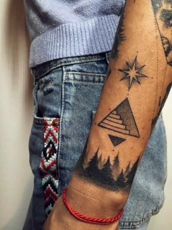 Ziemeļzvaigznes tetovējums 