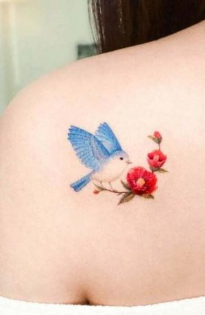 Unikalios paukščių tatuiruotės
