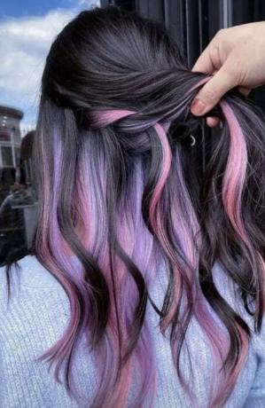Ružové vlasy Peekaboo