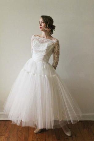 빈티지 1950년대 긴팔 레이스와 얇은 명주 그물 차 길이 웨딩 드레스
