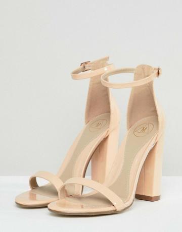 Missguided Block Heeled แทบจะไม่มีรองเท้าแตะใน Nude