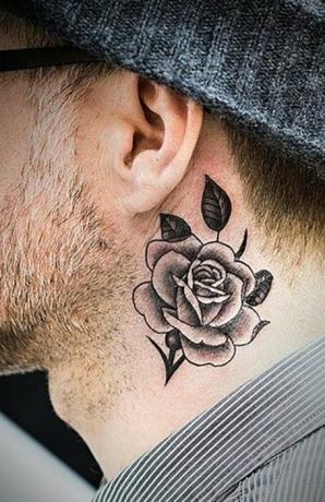 Роза татуировка