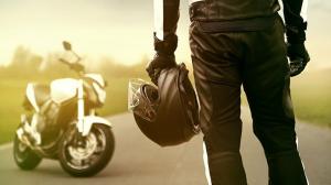 20 skvelých motocyklových prilieb pre štýlovú jazdu