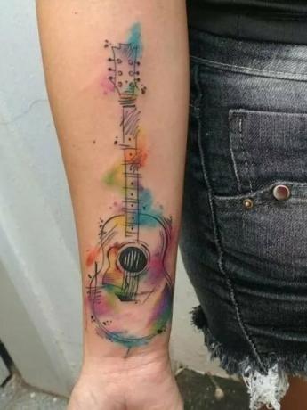 Musikk underarm tatovering