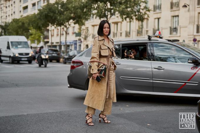 Street Style Paris Fashion Week Primăvara Vară 2019 (102 Din 158)