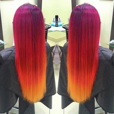 fialové až červené ombre na rovných vlasoch