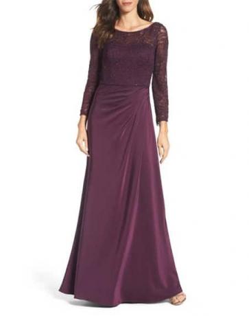 Fioletowa zdobiona suknia