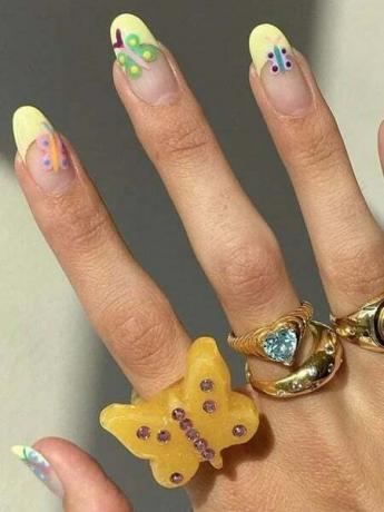 Motýle s limetkou Francúzska manikúra Pekné nechty Laurenladnier