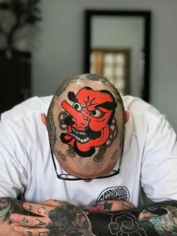 Červené japonské tetovanie