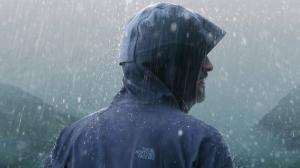 20 най -добри марки якета за дъжд за мъже