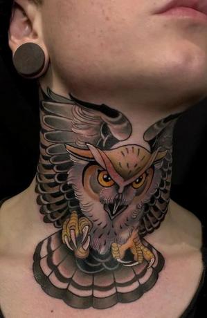 sowa tatuaż