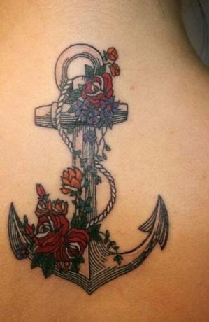 Anchor Back Tatuering