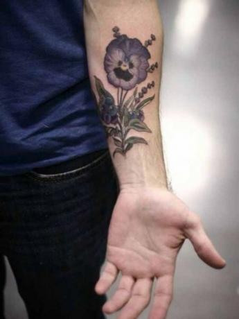 Geburt Blumen Tattoo 