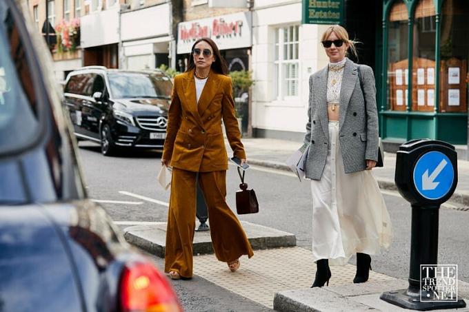 שבוע האופנה בלונדון קיץ אביב 2019 בסגנון רחוב (41 מתוך 59)