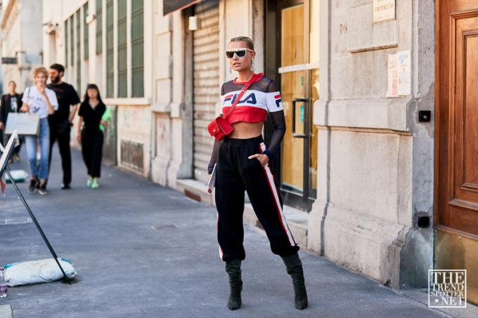 Milánsky týždeň módy, jar, leto 2019, pouličný štýl (135 z 137)