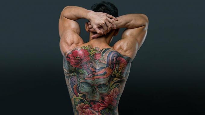 Virágos Tetoválások Férfiaknak