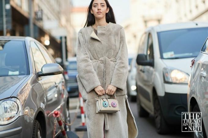 मिलान फैशन वीक एडब्ल्यू 2018 स्ट्रीट स्टाइल महिला 5