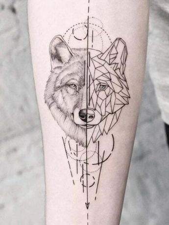 Tatuaje Geométrico De Lobo