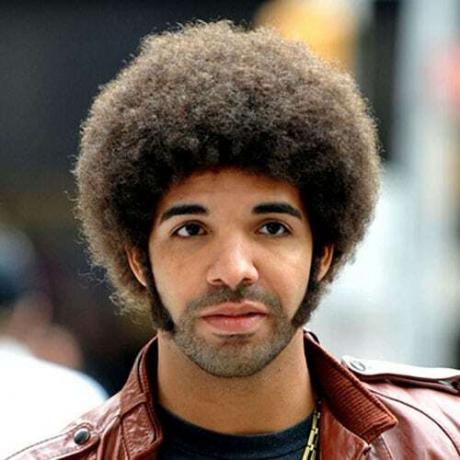 Corte de cabelo afro Drake