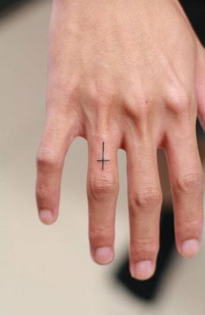 Tetovanie na prstoch