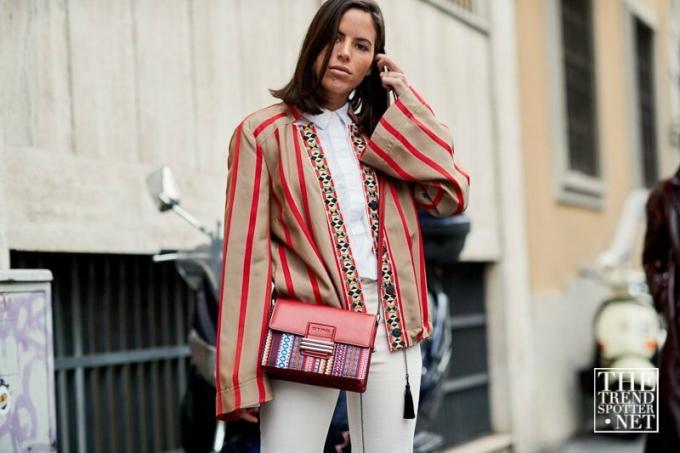 Седмица на модата в Милано Aw 2018 Street Style жени 86