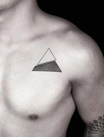 Geometrisk minimalistisk tatovering