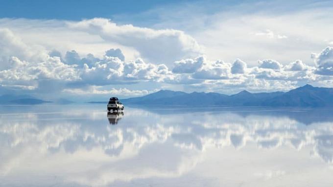 Uyuni Salt Flats, Bolīvija