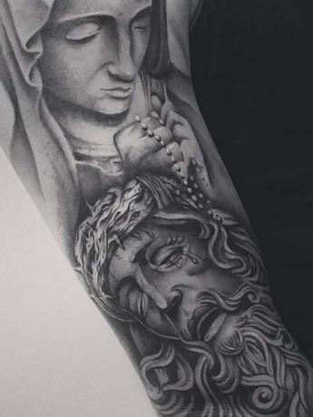 Тетоважа Исуса и Марије1
