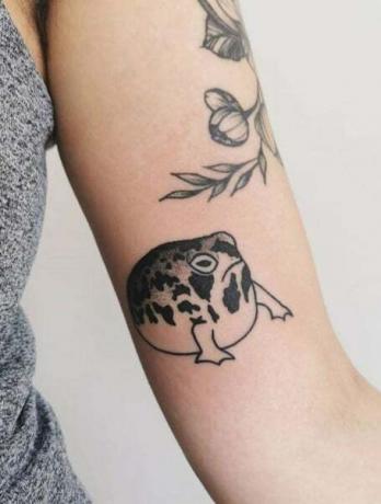 Χαριτωμένα τατουάζ βατράχου (1)