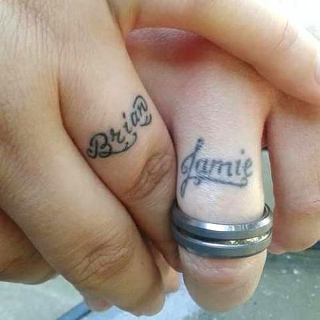 Tetovanie s názvom svadobnej kapely 2