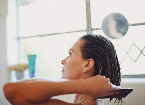 Kuinka valita ja levittää hiustyyppisi hoitoaine