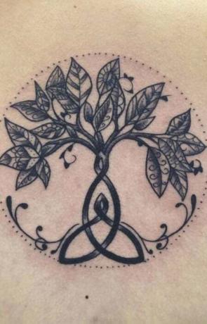 Írske tetovanie Tree Of Life1