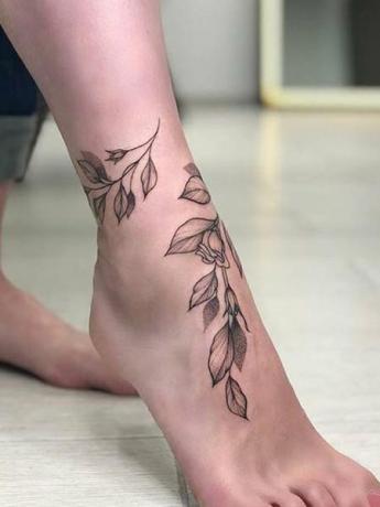 Láb- és boka tetoválás