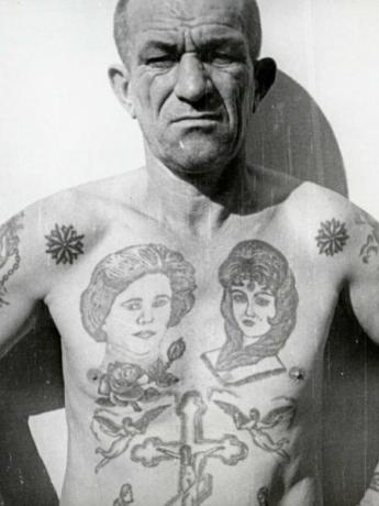 Venäläinen tähti tatuointi