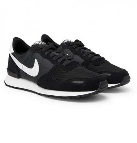 Nike შავი ფეხსაცმელი
