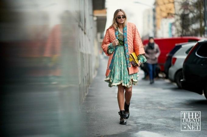 Седмица на модата в Милано Aw 2018 Street Style жени 85