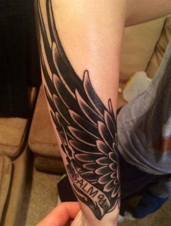 Krídlové tetovanie