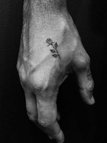 Malé ručné tetovanie