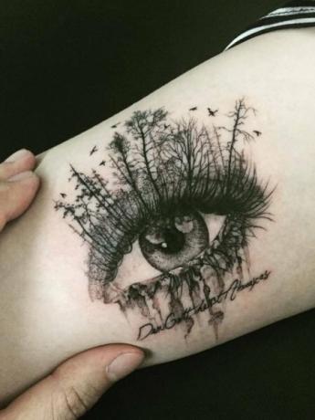 Tatuaj pentru brațul interior al ochilor