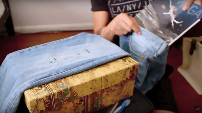 Cómo desgastar tus jeans en 10 sencillos pasos