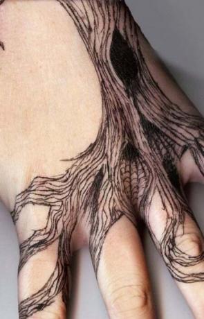 Татуювання на руках «Дерево життя».