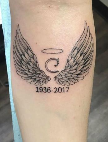 Eņģeļa spārnu halo tetovējums