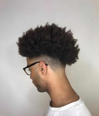 Long Curly Afro με Fade for Black Men