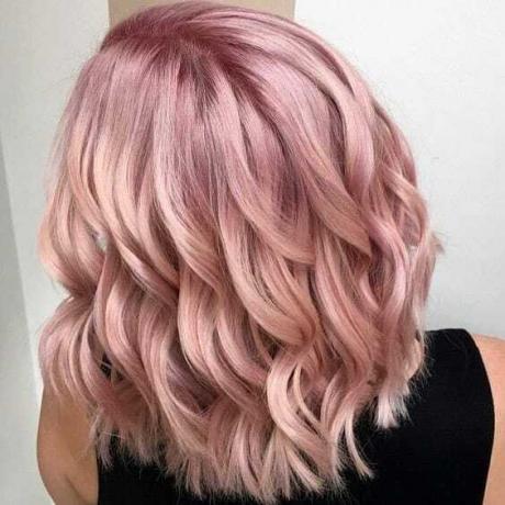 Ružové šampanské vlasy