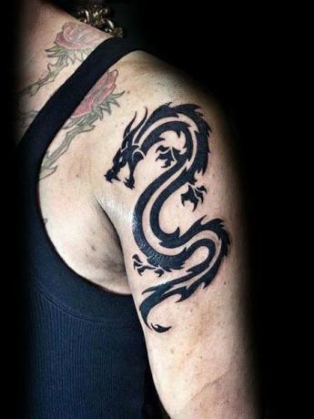 Tetování dračí paže