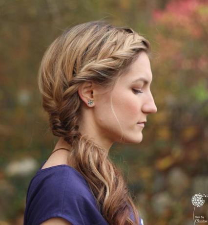 Pannebånd Braid Into Side Pony Hairstyle