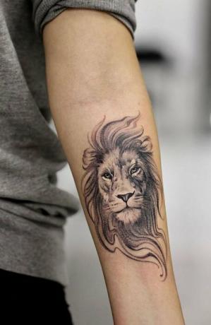 Malé tetovanie leva