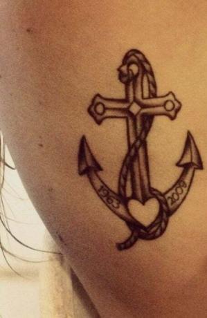 Cross And Anchor Tattoo1